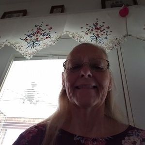 Meet your Posher, Vickie